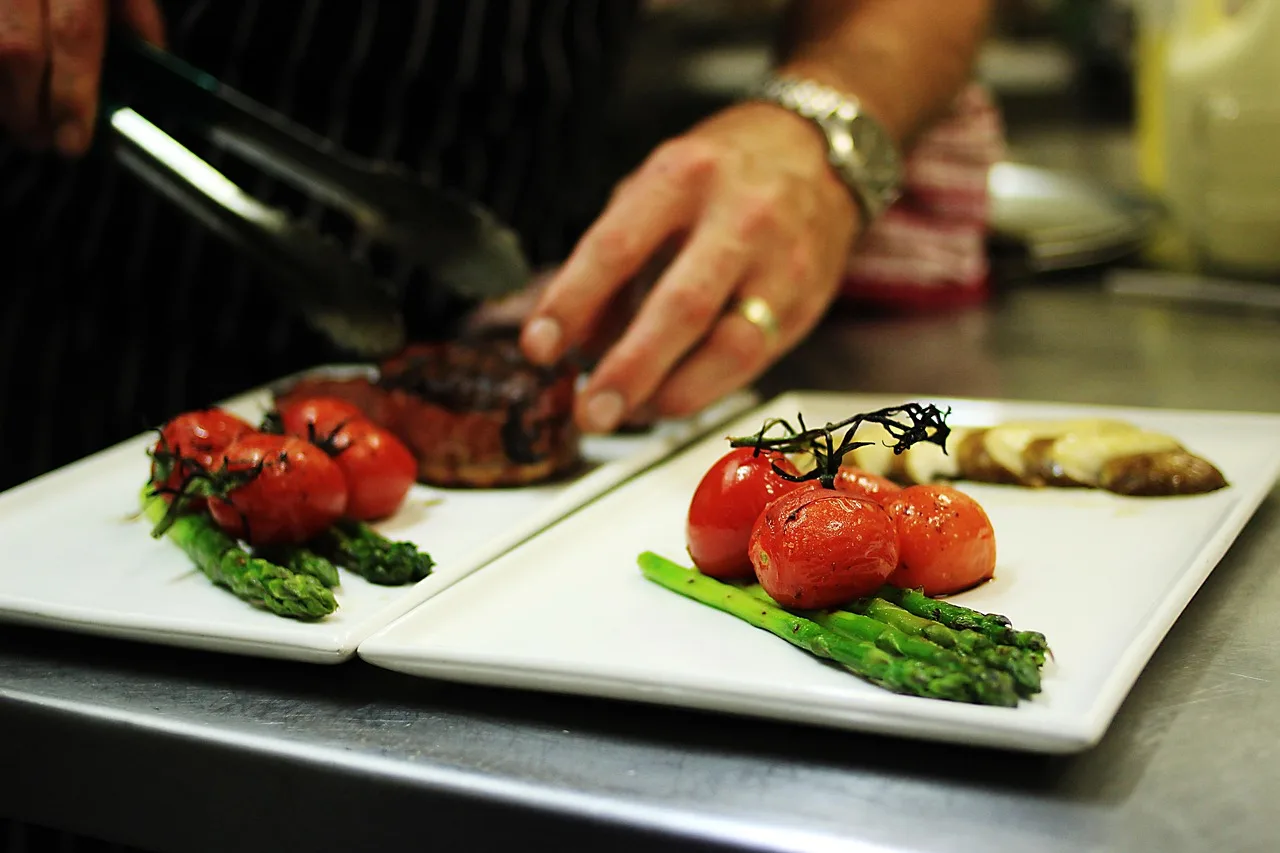 food preparation, gourmet, chef, tomatoes, asparagus, steak, eye fillet, meal, cuisine, dish, culinary, tongs, professional, commercial kitchen, professional kitchen, restaurant, chef, chef, chef, chef, chef, commercial kitchen, commercial kitchen, commercial kitchen, commercial kitchen, commercial kitchen. Meal prep suppliers: a grounded overview
