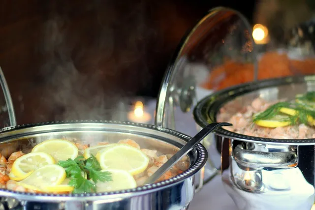 buffet, meal, arranged, food, wedding, enjoyment, gastronomy, container, nourishment, food in containers, recycling. Meal prep companies: what to keep and what to drop
