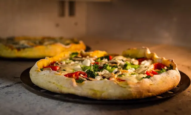 pizza, oven, restaurant, meal, yummy, italian, food, having lunch, dinner, food photography, tasty, pizzeria, nourishment